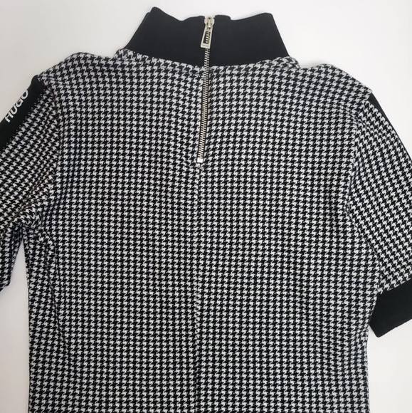 Hugo Boss top - Picture 2 of 3